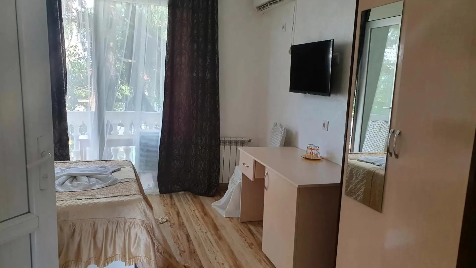 Guest house Hotel Meta Batumi Georgia