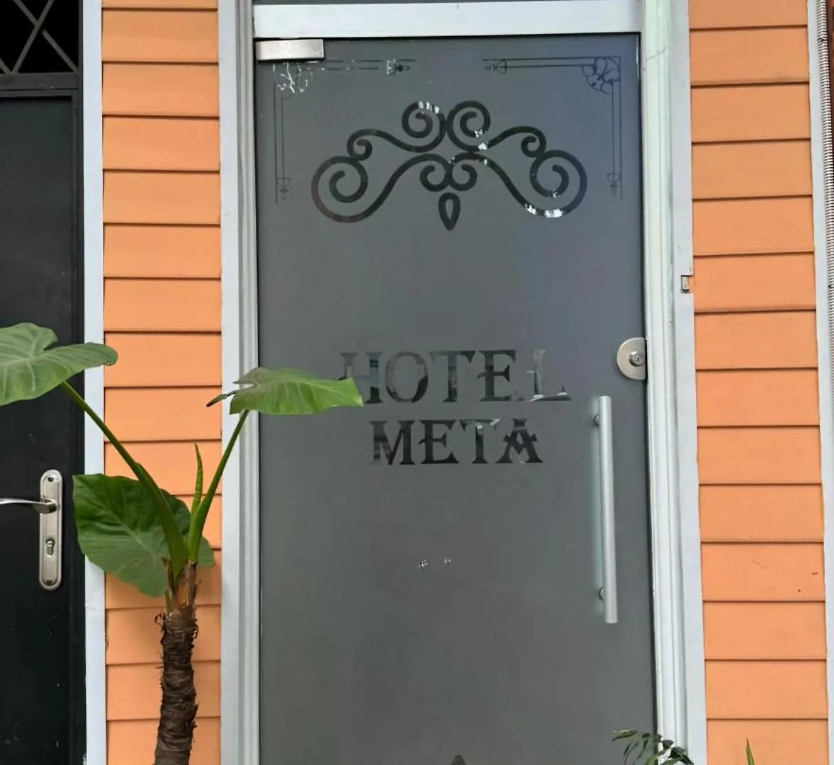 Hotel Meta Batum Konukevi
